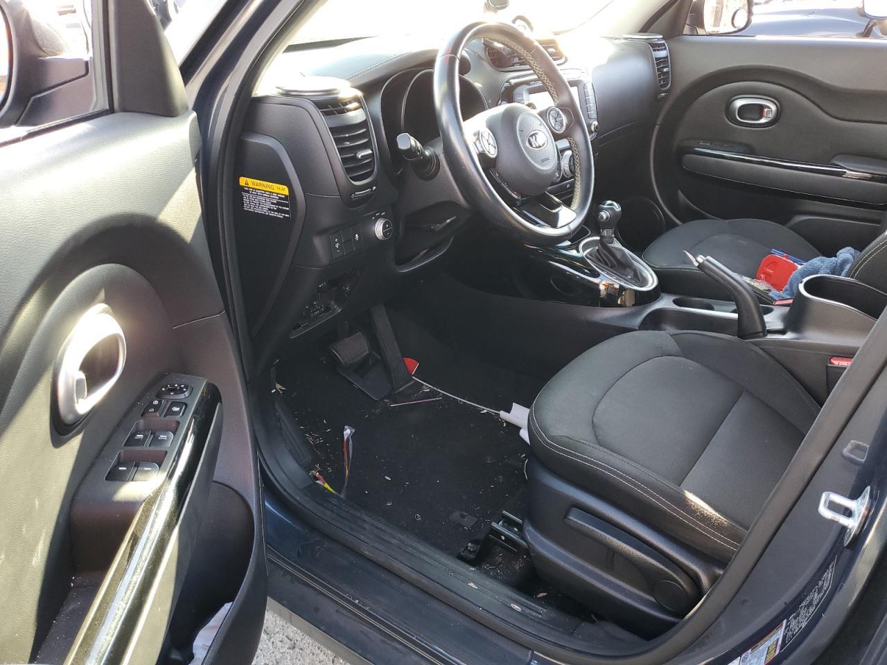 2016 KIA SOUL