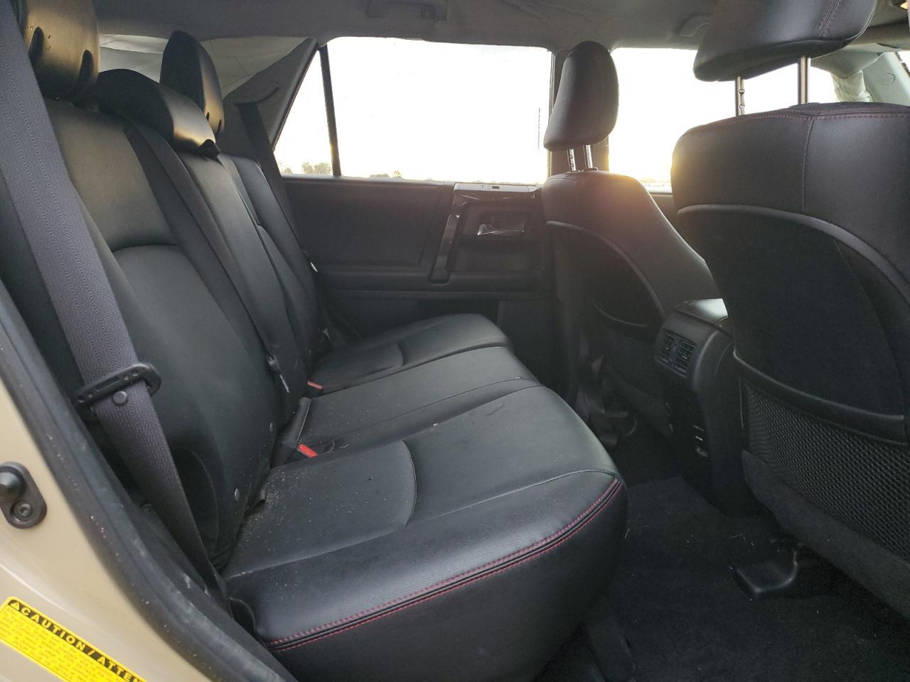 2016 TOYOTA 4Runner