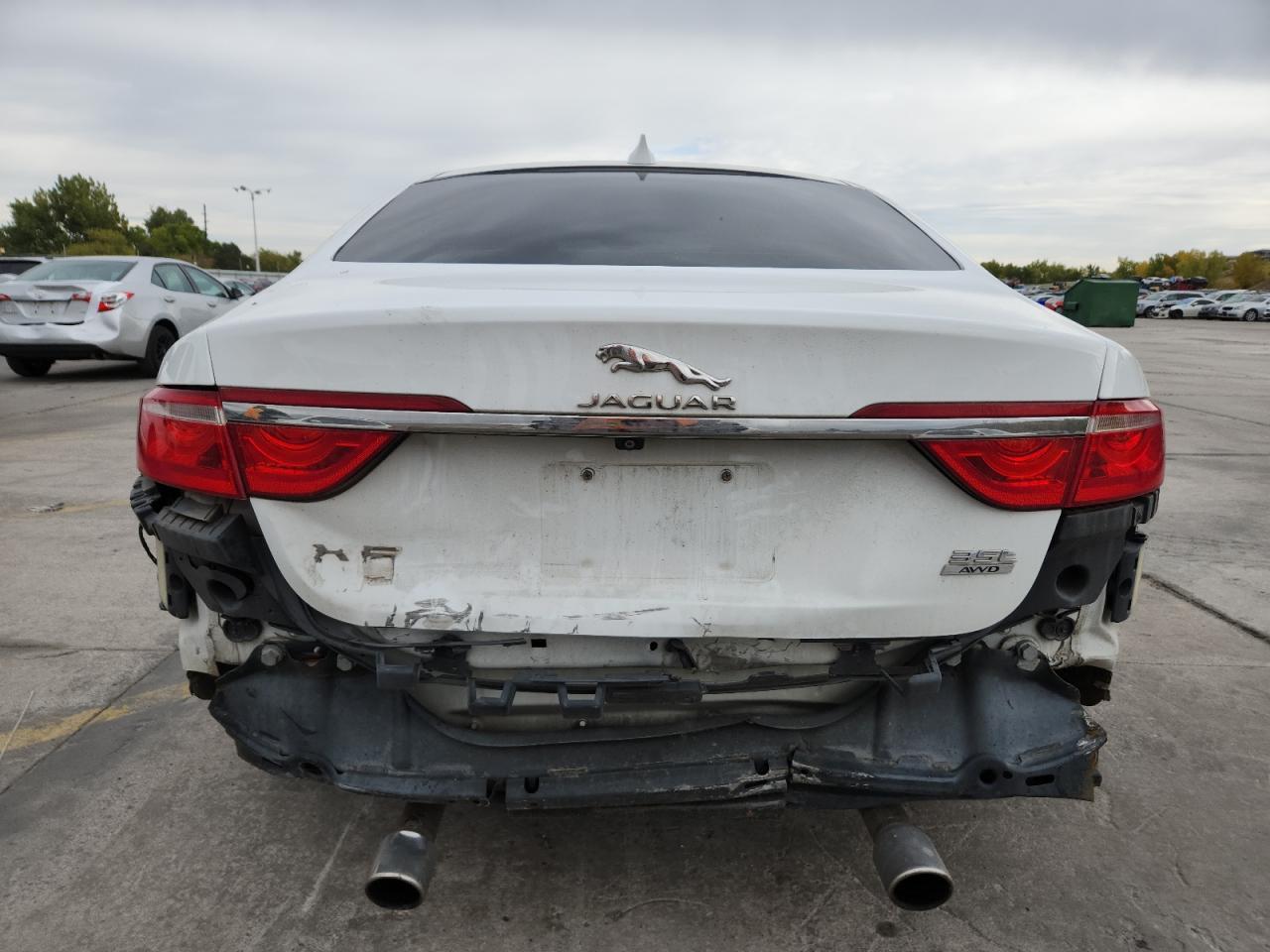 2016 JAGUAR XF