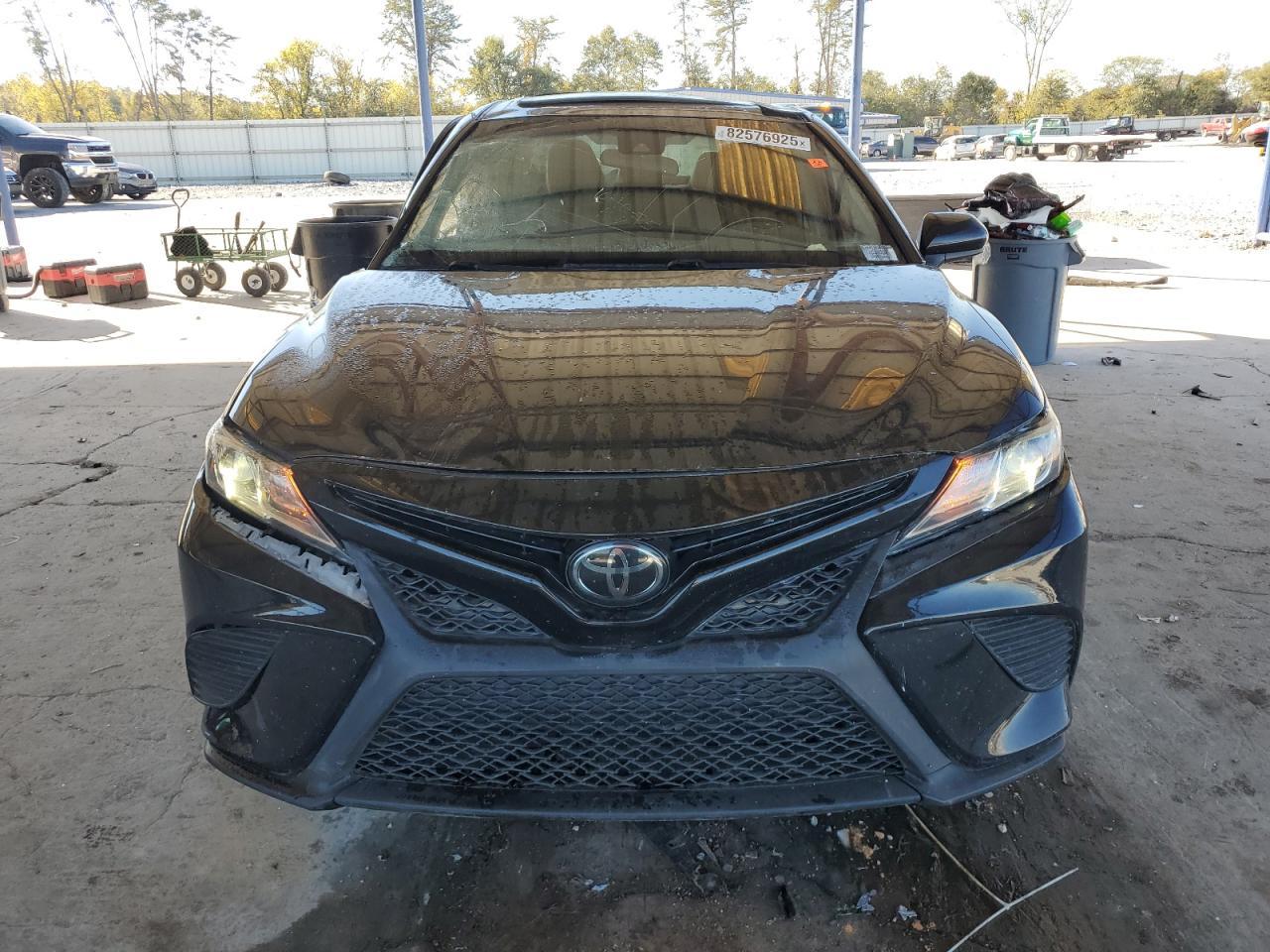 2018 TOYOTA CAMRY