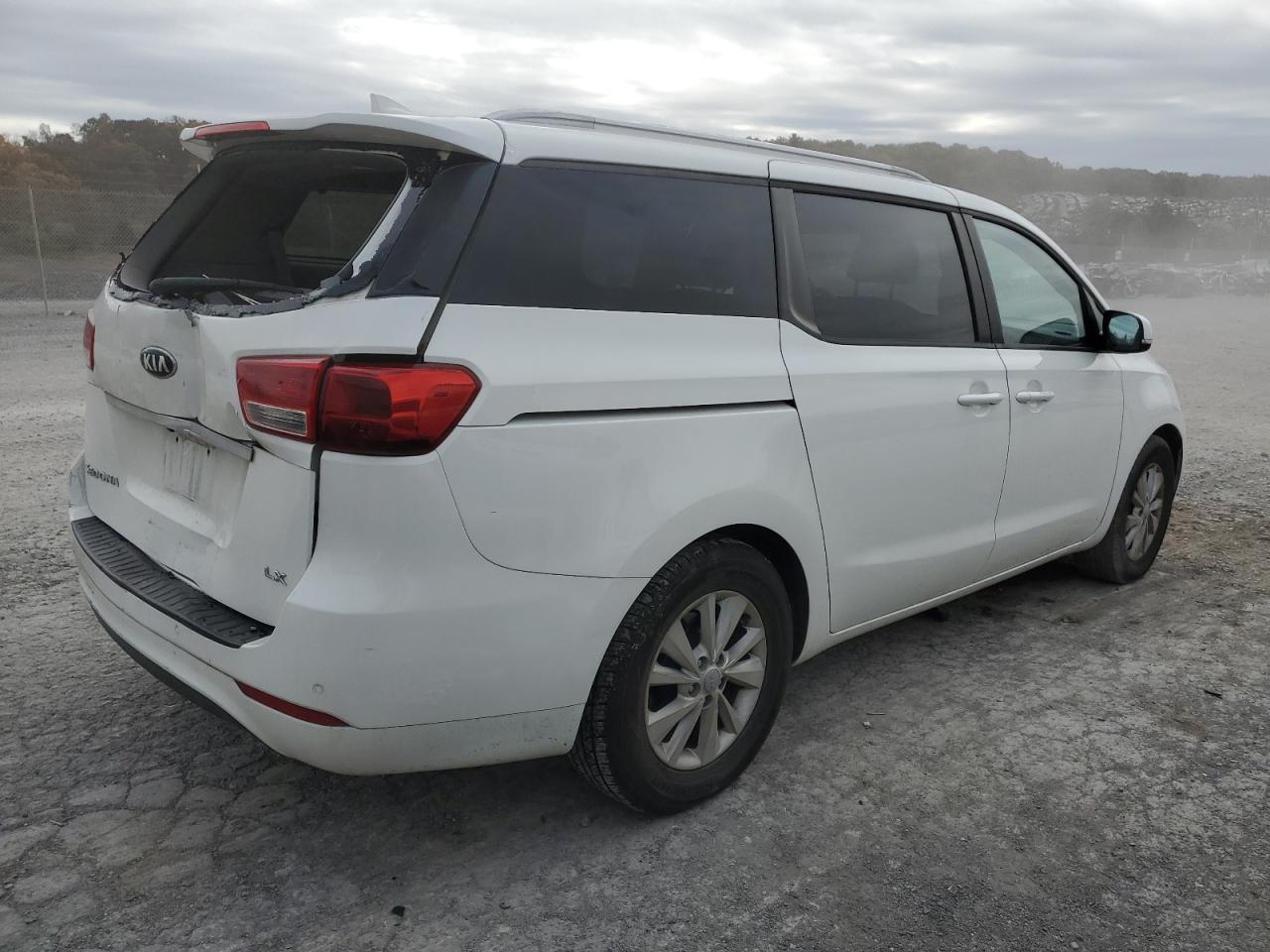 2016 KIA SEDONA