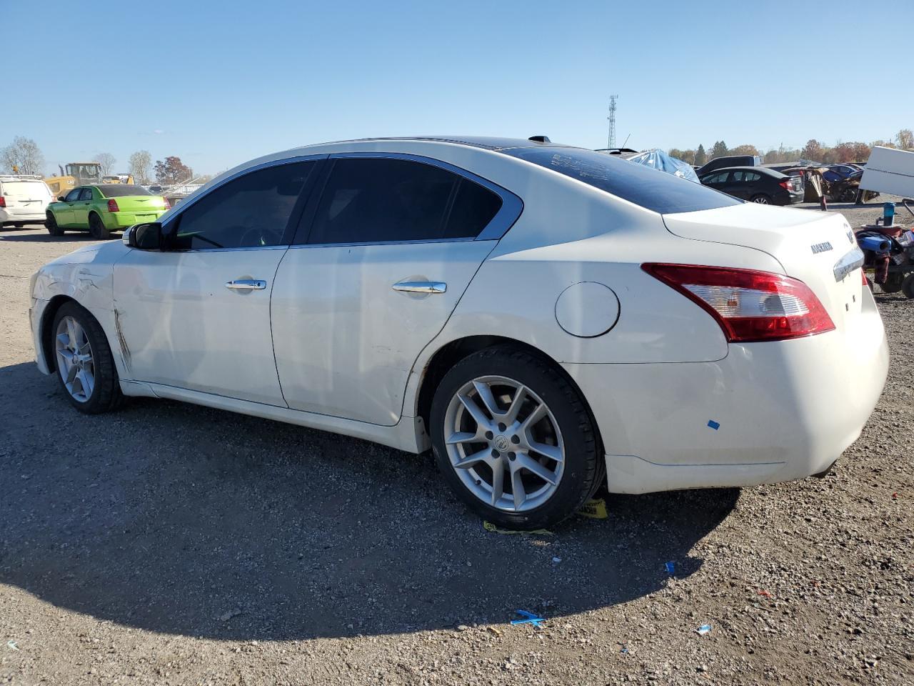 2009 NISSAN Maxima