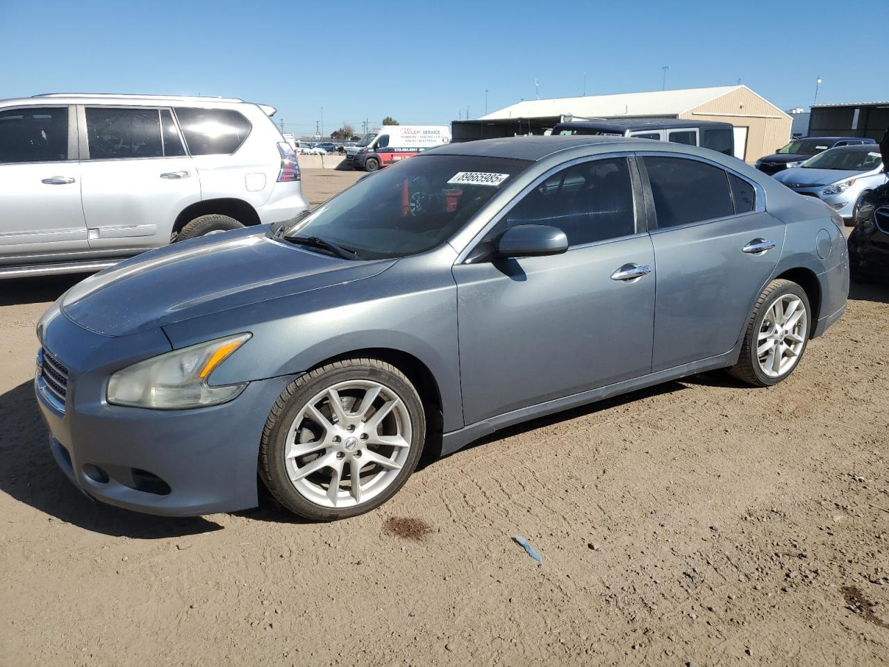 2011 NISSAN Maxima