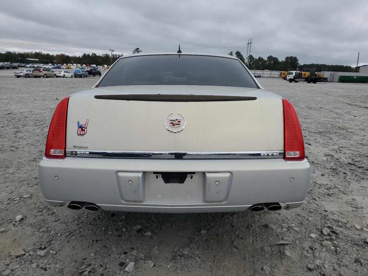 2006 CADILLAC DTS