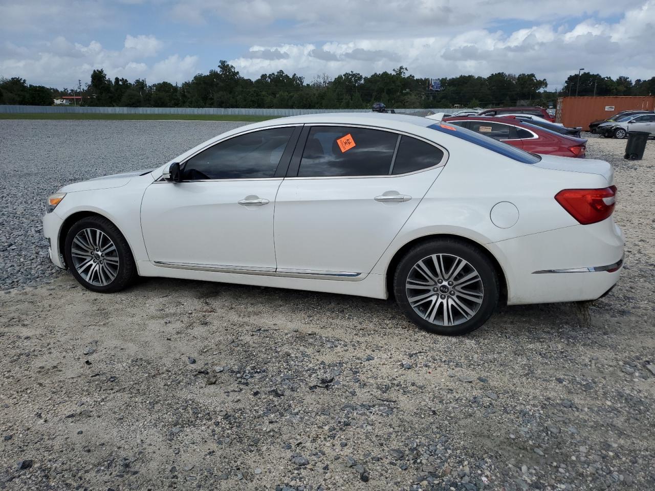 2016 KIA Cadenza