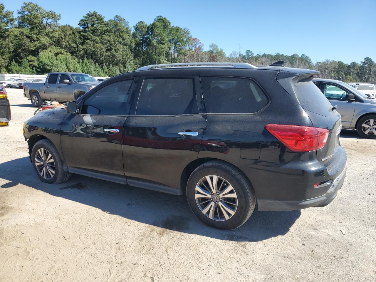 2019 NISSAN PATHFINDER