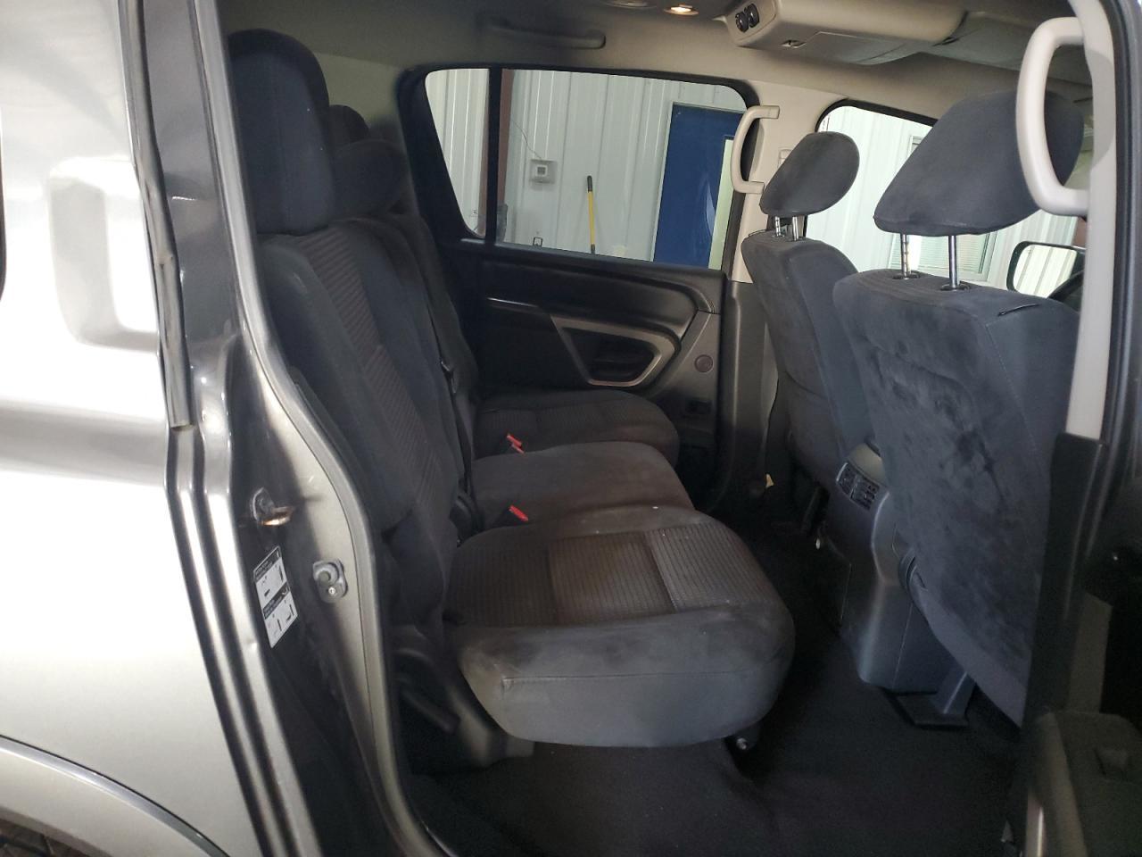 2015 NISSAN Armada