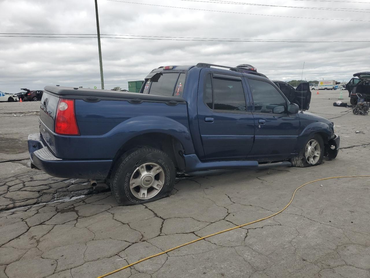 2004 FORD Explorer Sport Trac