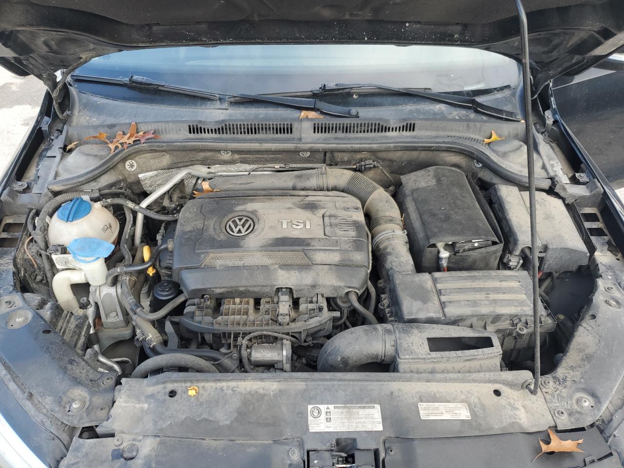 2015 VOLKSWAGEN JETTA