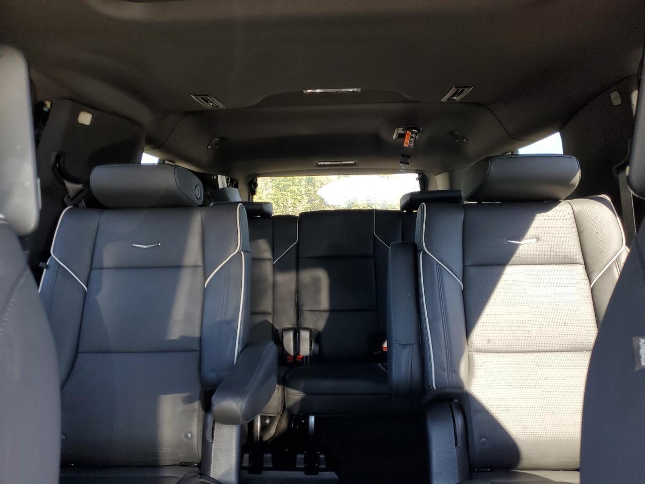 2025 CADILLAC Escalade ESV
