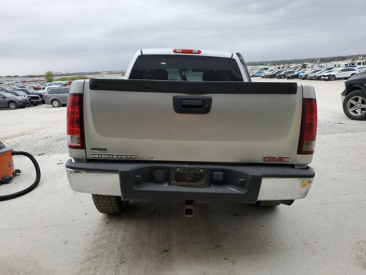 2010 GMC Sierra