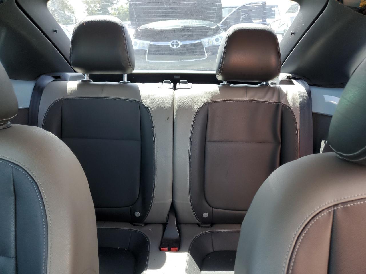 2014 VOLKSWAGEN Beetle