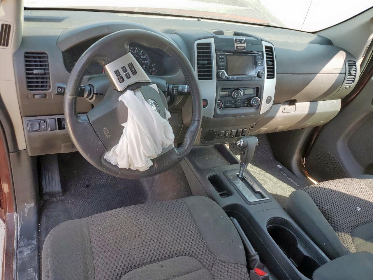 2017 NISSAN Frontier