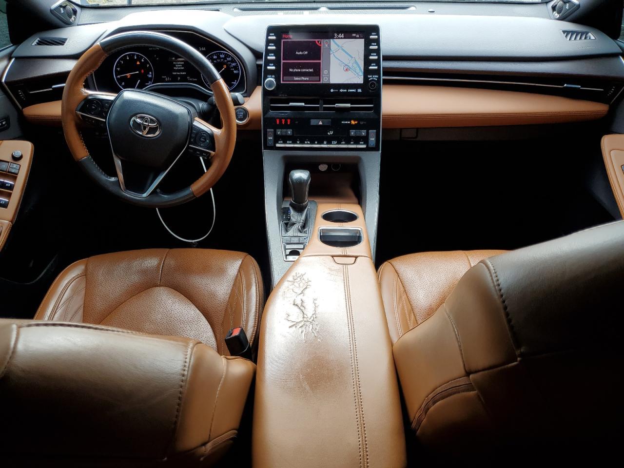 2020 TOYOTA Avalon