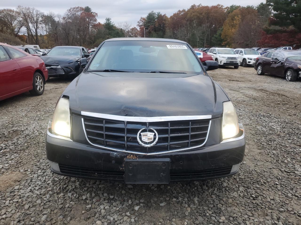 2011 CADILLAC DTS