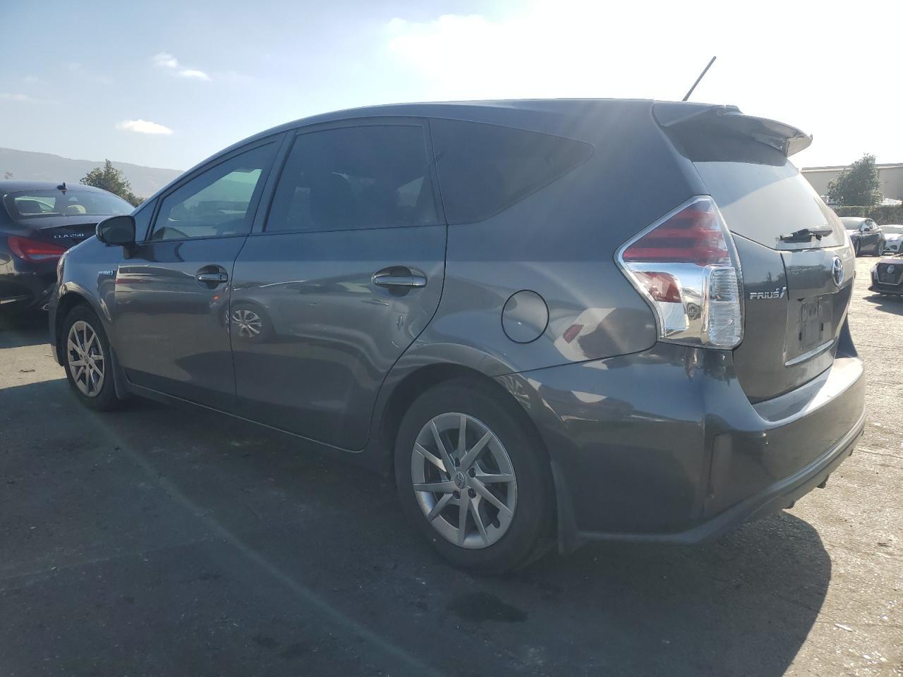 2016 TOYOTA PRIUS V