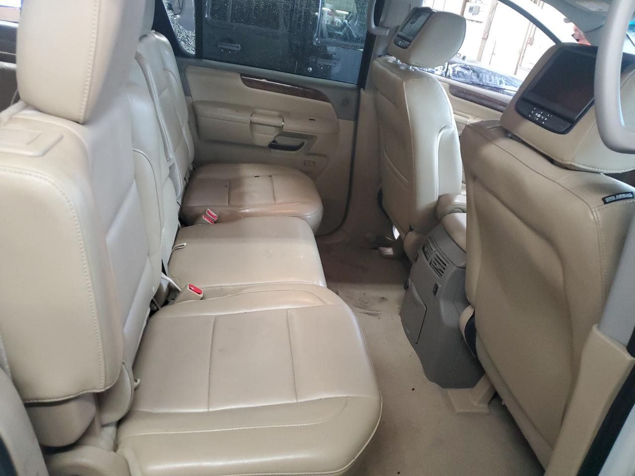 2013 NISSAN Armada