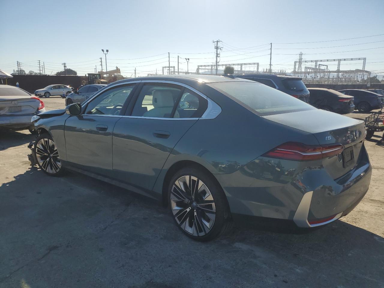 2024 BMW i5