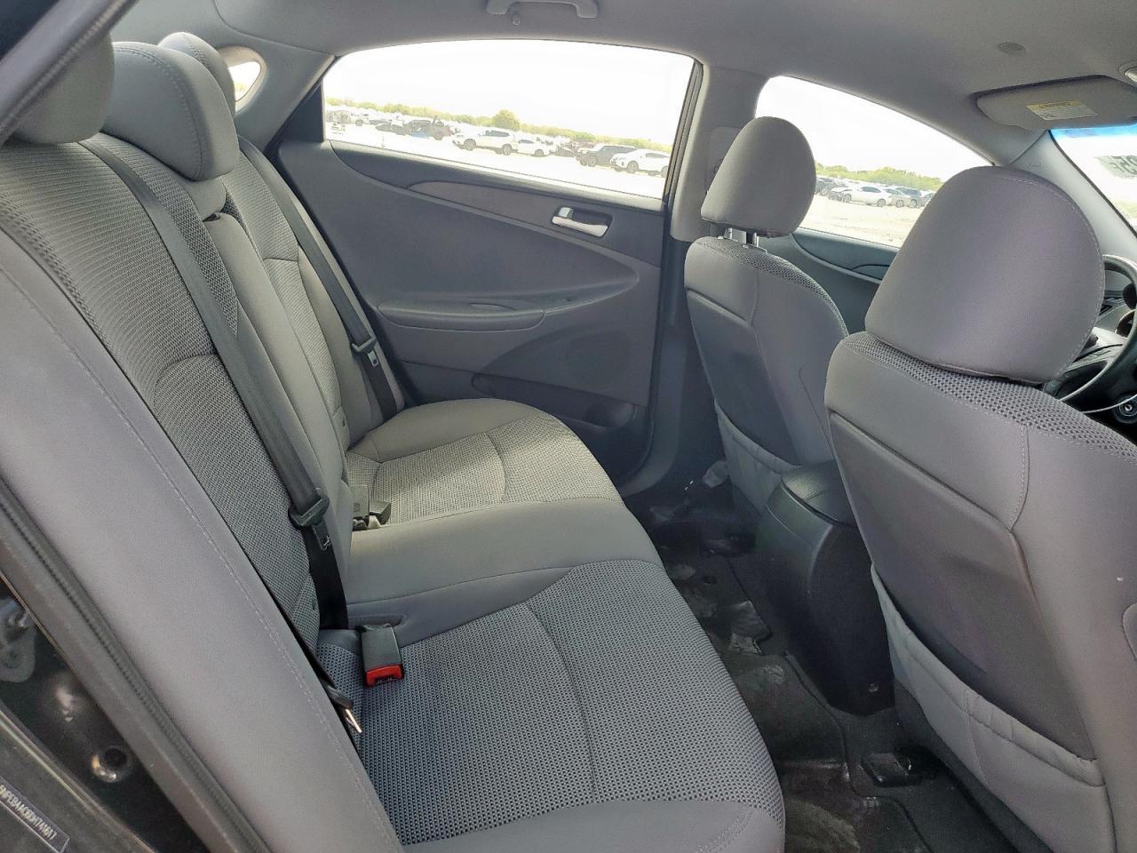 2013 HYUNDAI SONATA