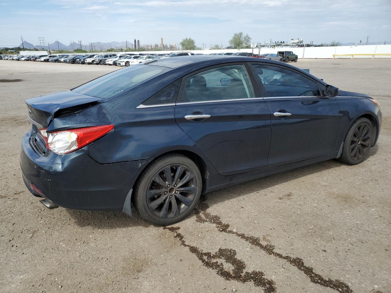 2011 HYUNDAI SONATA