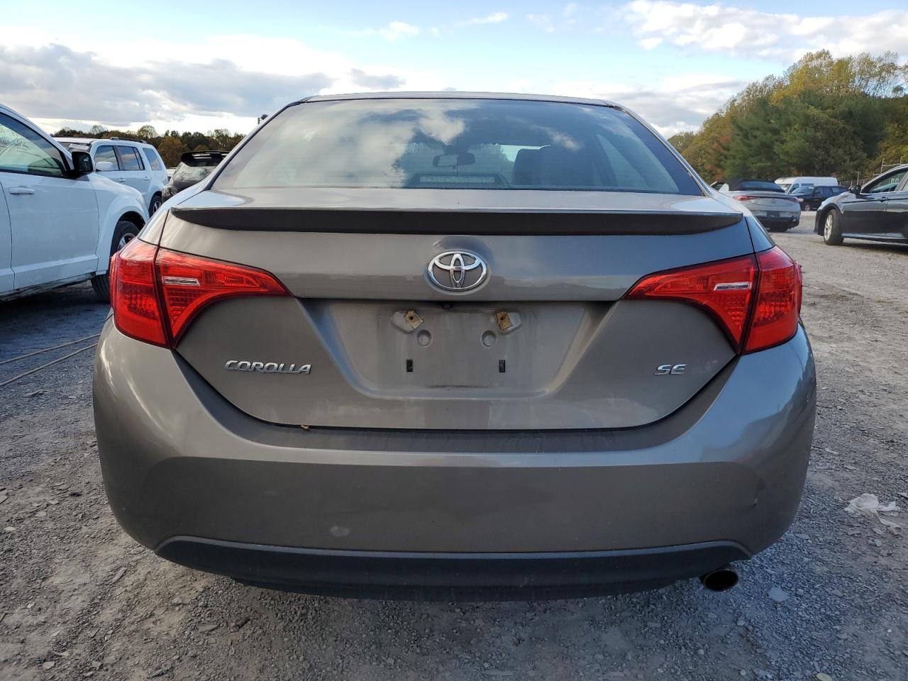 2017 TOYOTA COROLLA