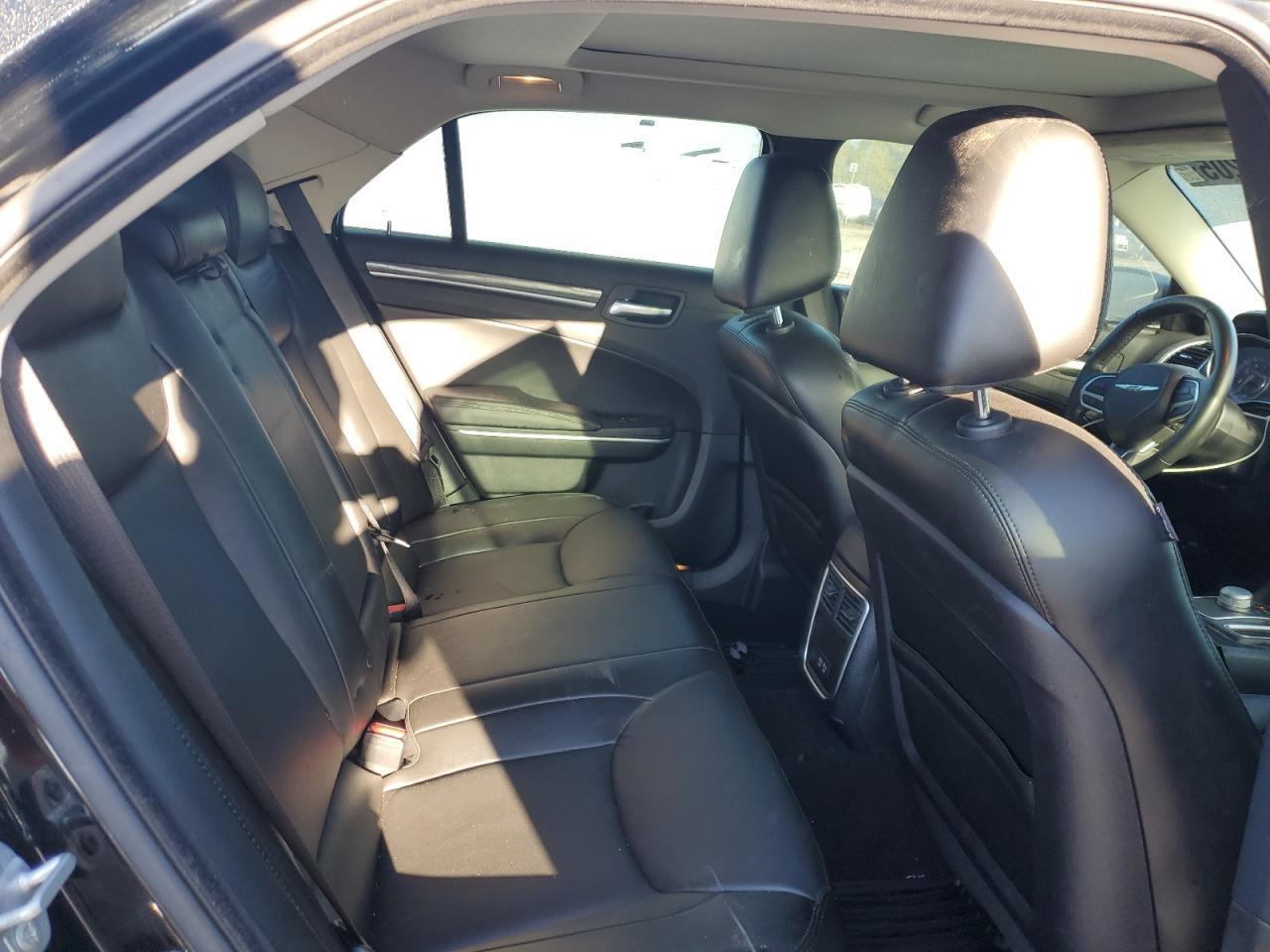 2020 CHRYSLER 300