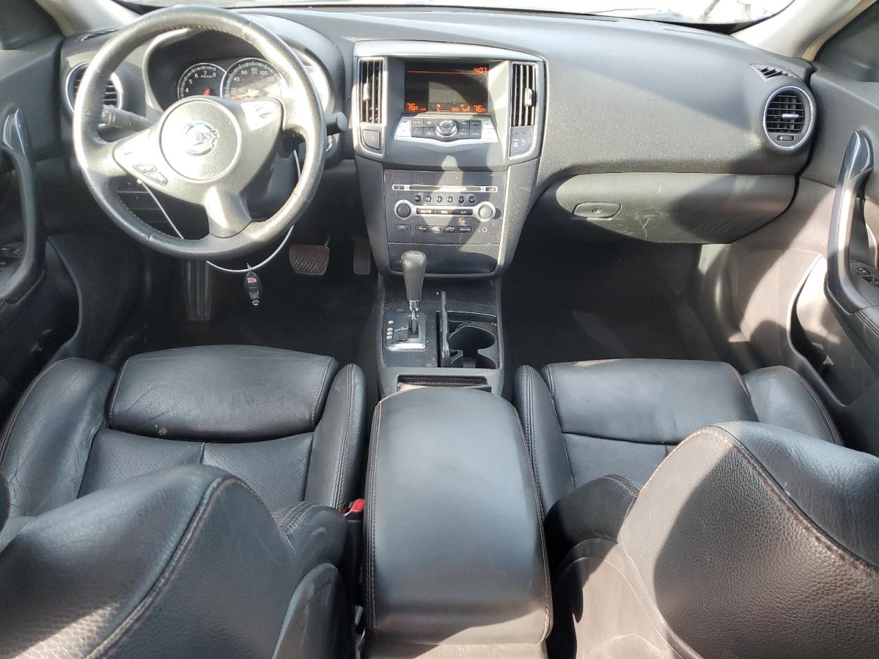 2013 NISSAN Maxima
