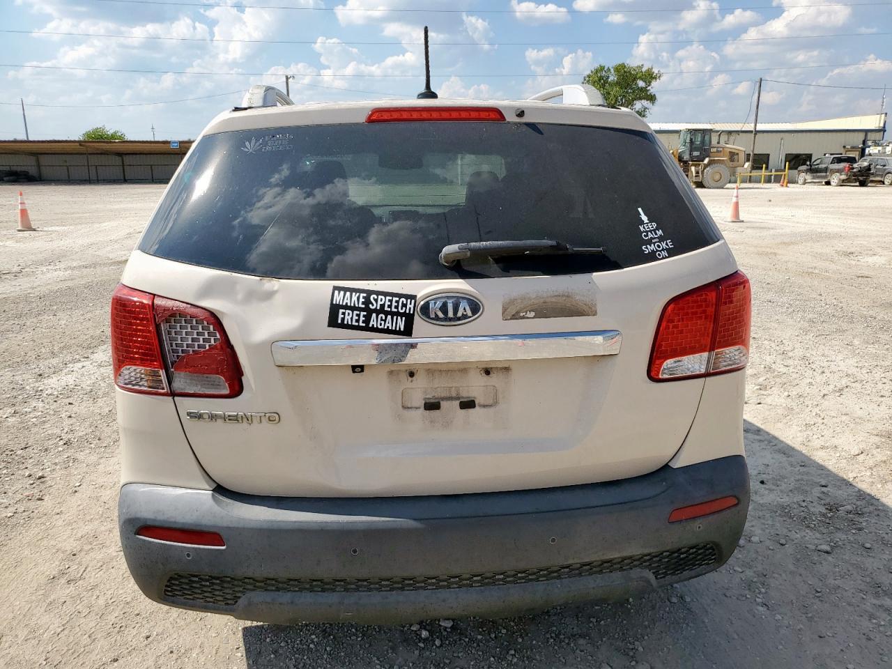2011 KIA SORENTO