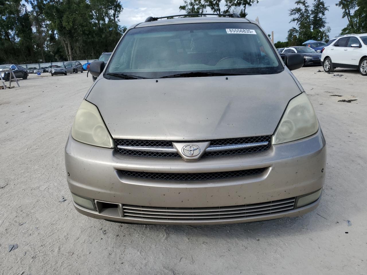 2004 TOYOTA SIENNA