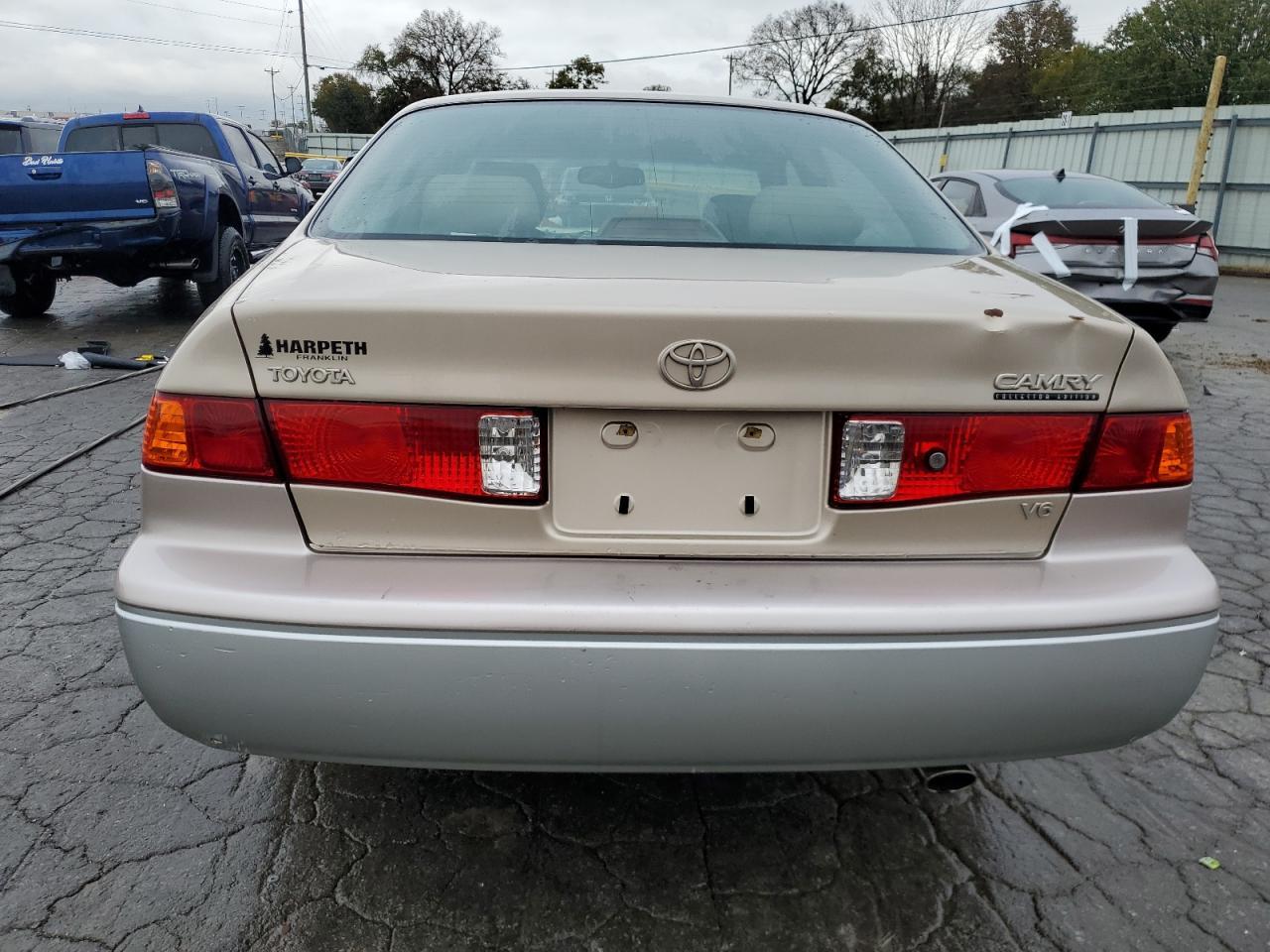 2001 TOYOTA CAMRY