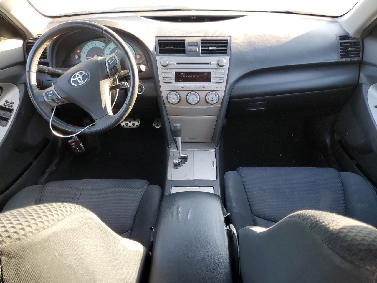 2011 TOYOTA CAMRY