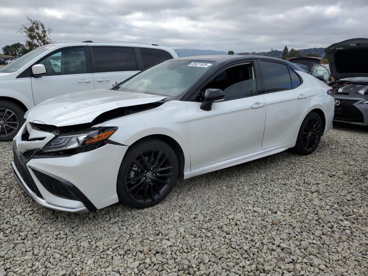 2023 TOYOTA CAMRY