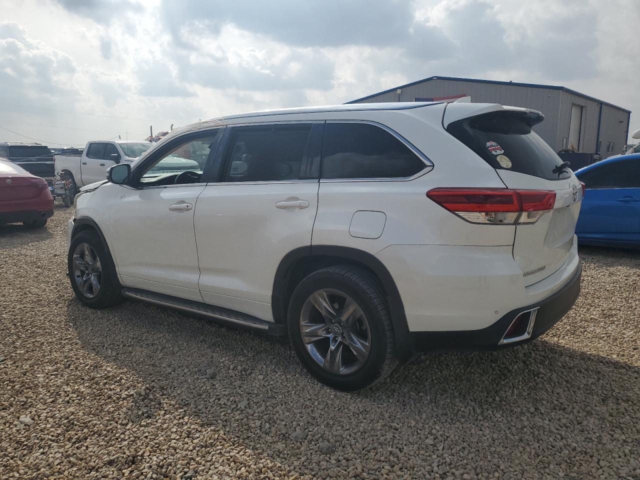 2019 TOYOTA HIGHLANDER
