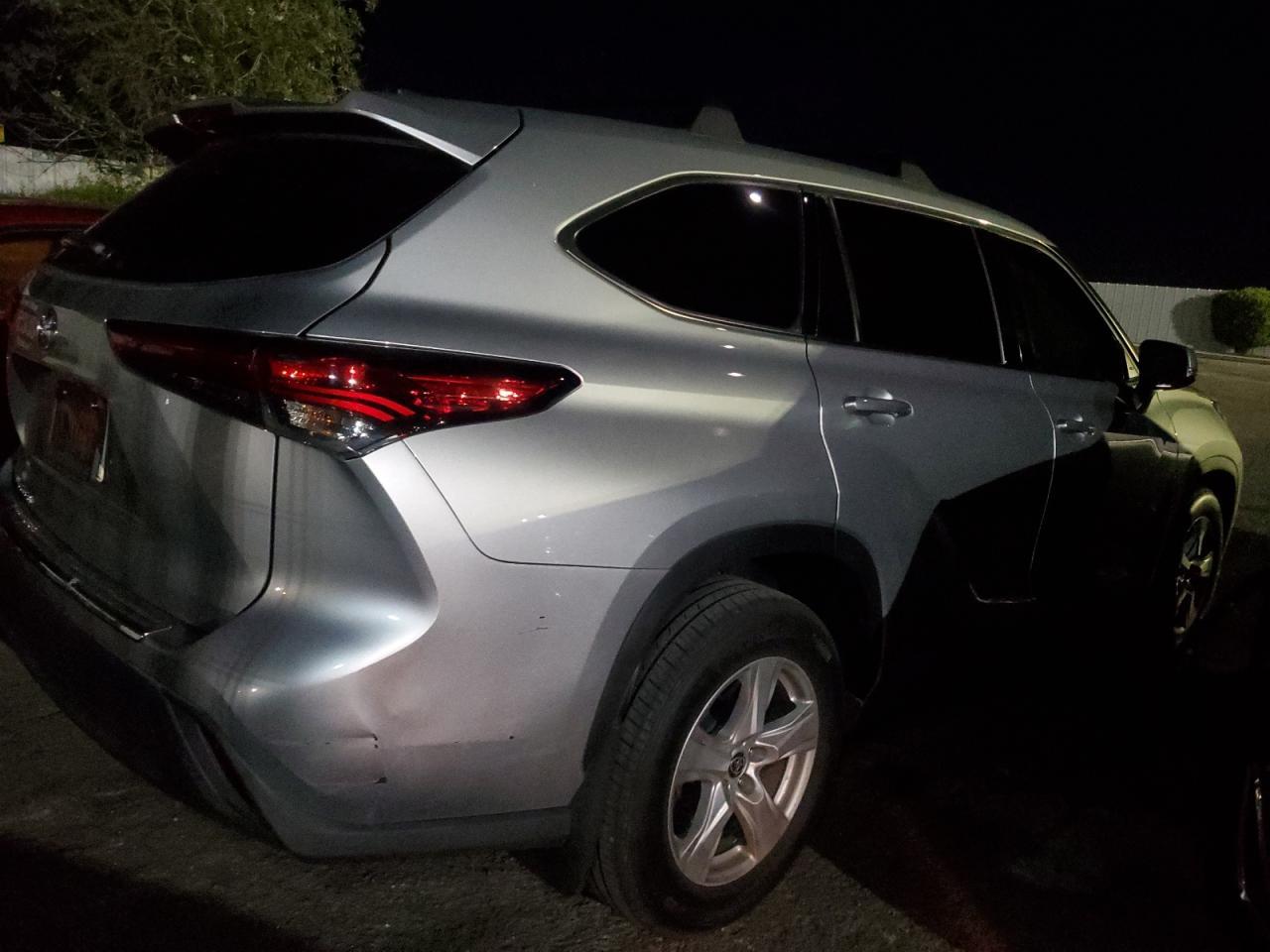 2022 TOYOTA HIGHLANDER