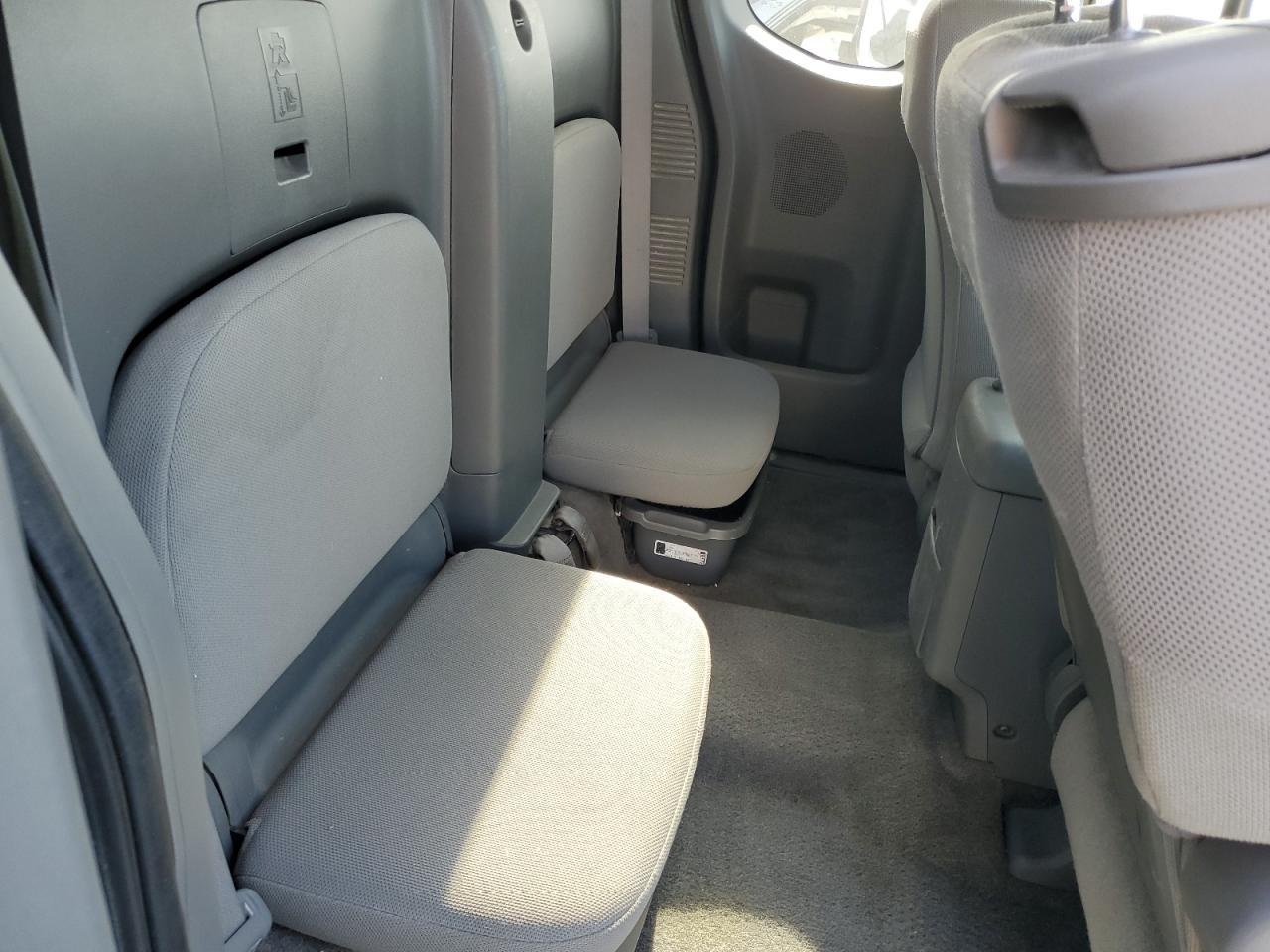 2010 NISSAN Frontier