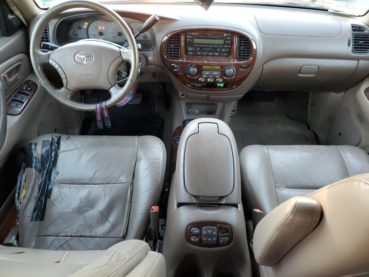 2003 TOYOTA Sequoia