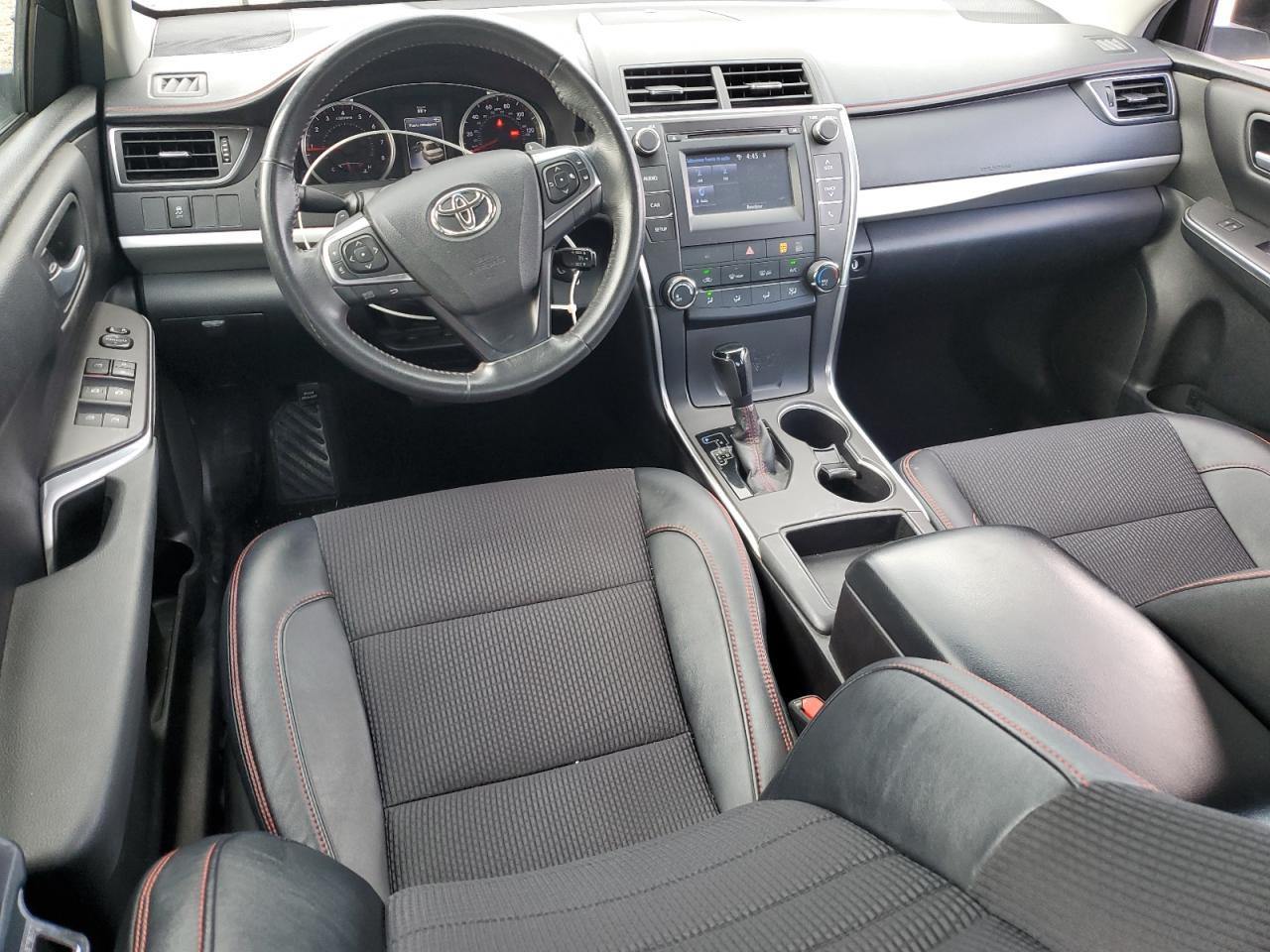 2017 TOYOTA CAMRY