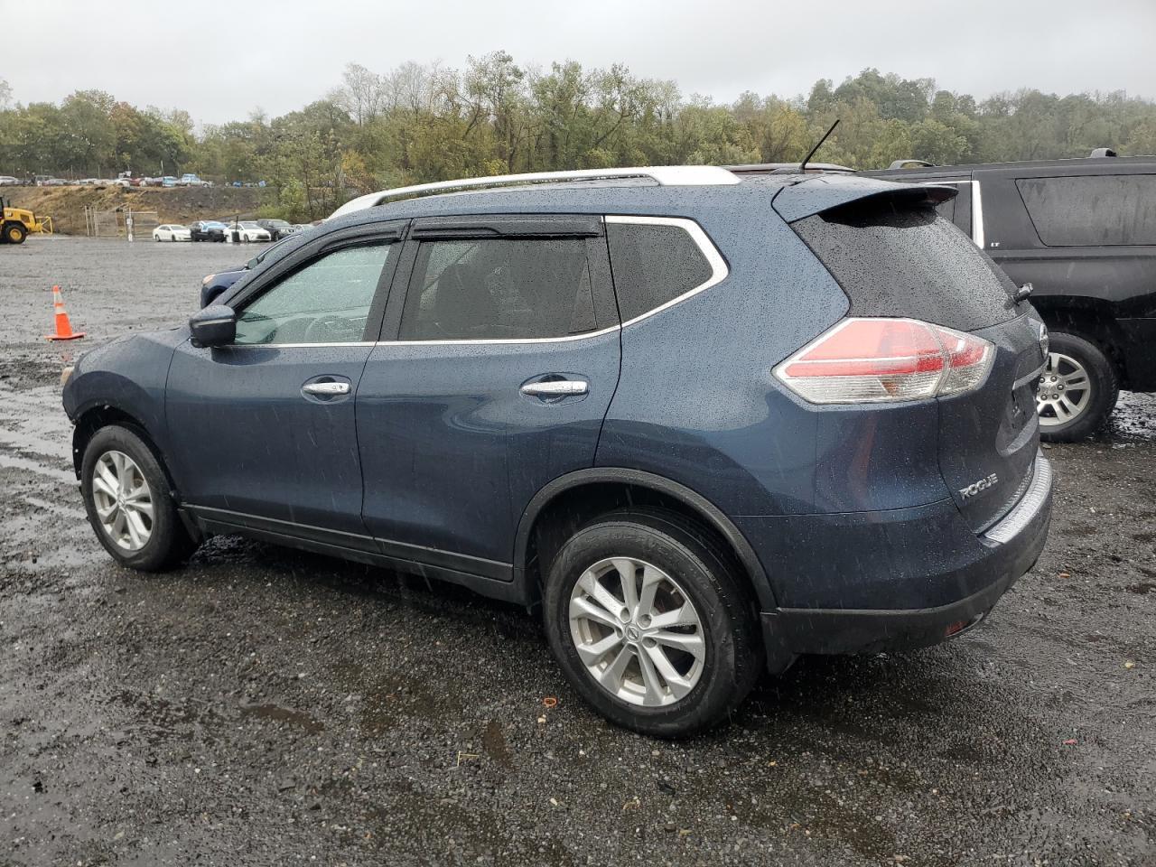 2015 NISSAN ROGUE