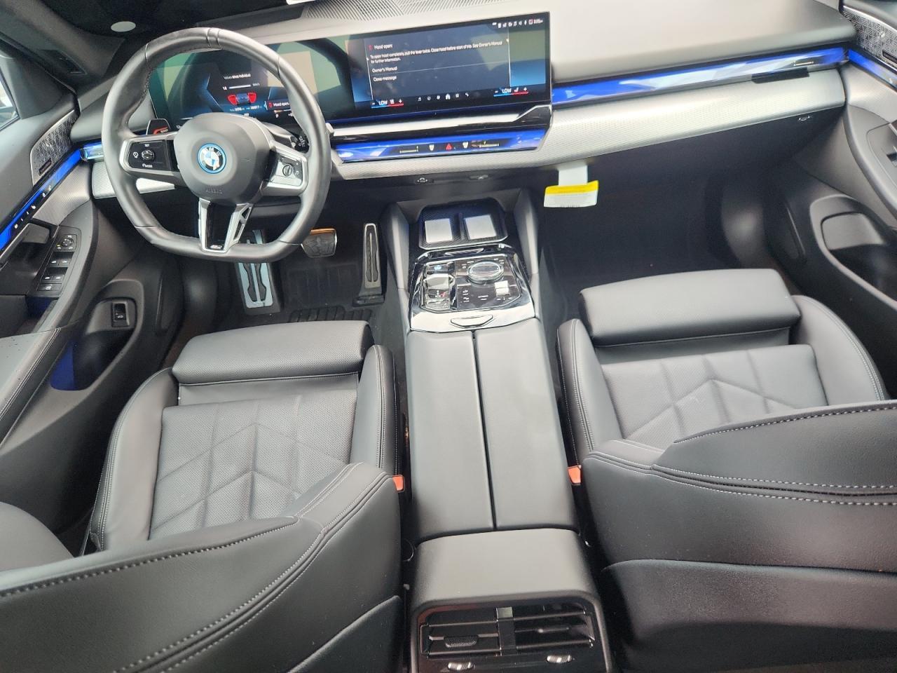 2024 BMW i5