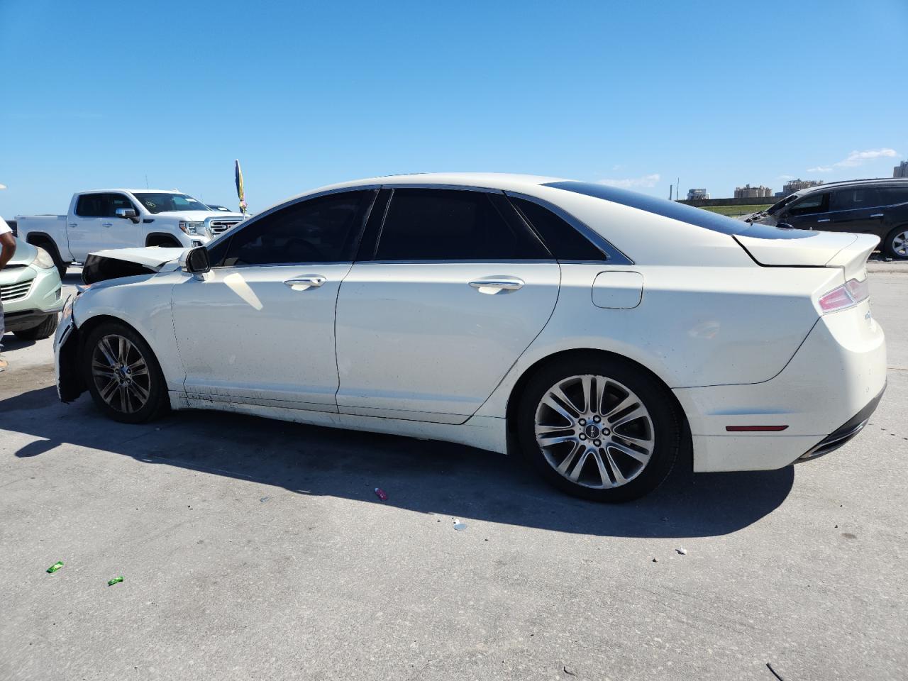 2013 LINCOLN MKZ