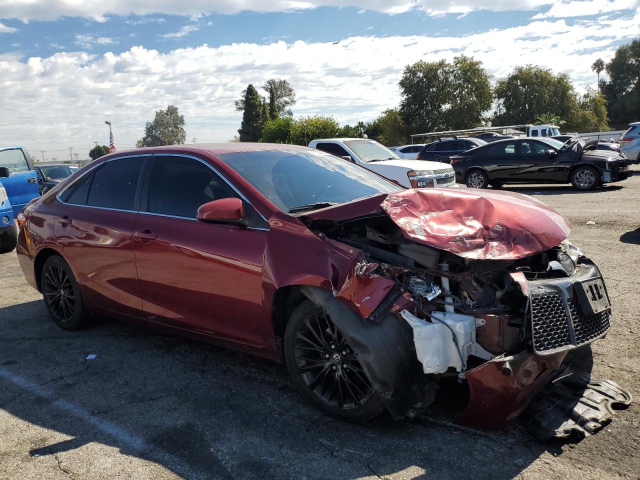2016 TOYOTA CAMRY