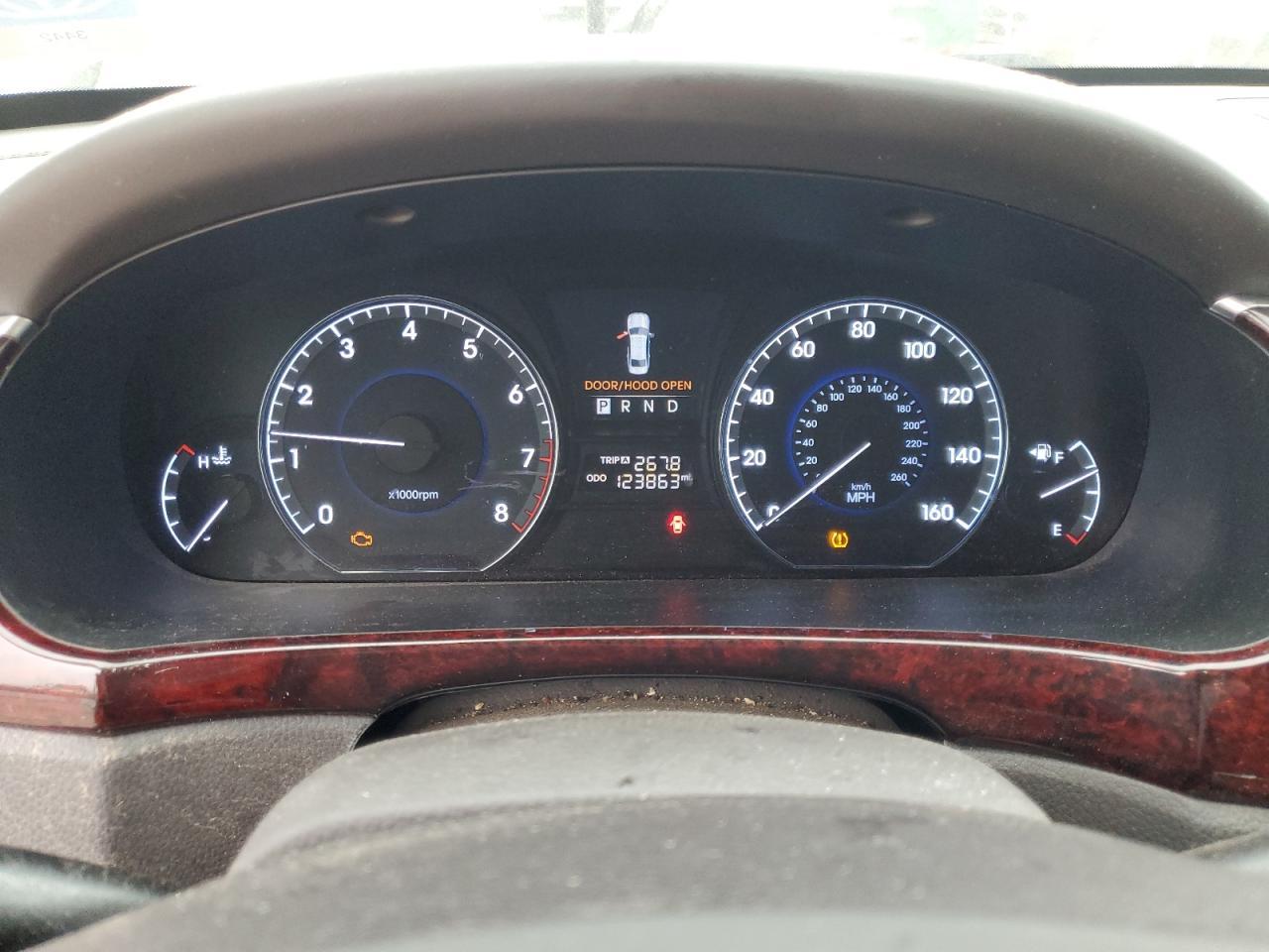 2013 HYUNDAI Equus