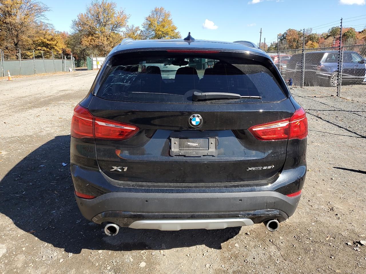 2022 BMW X1