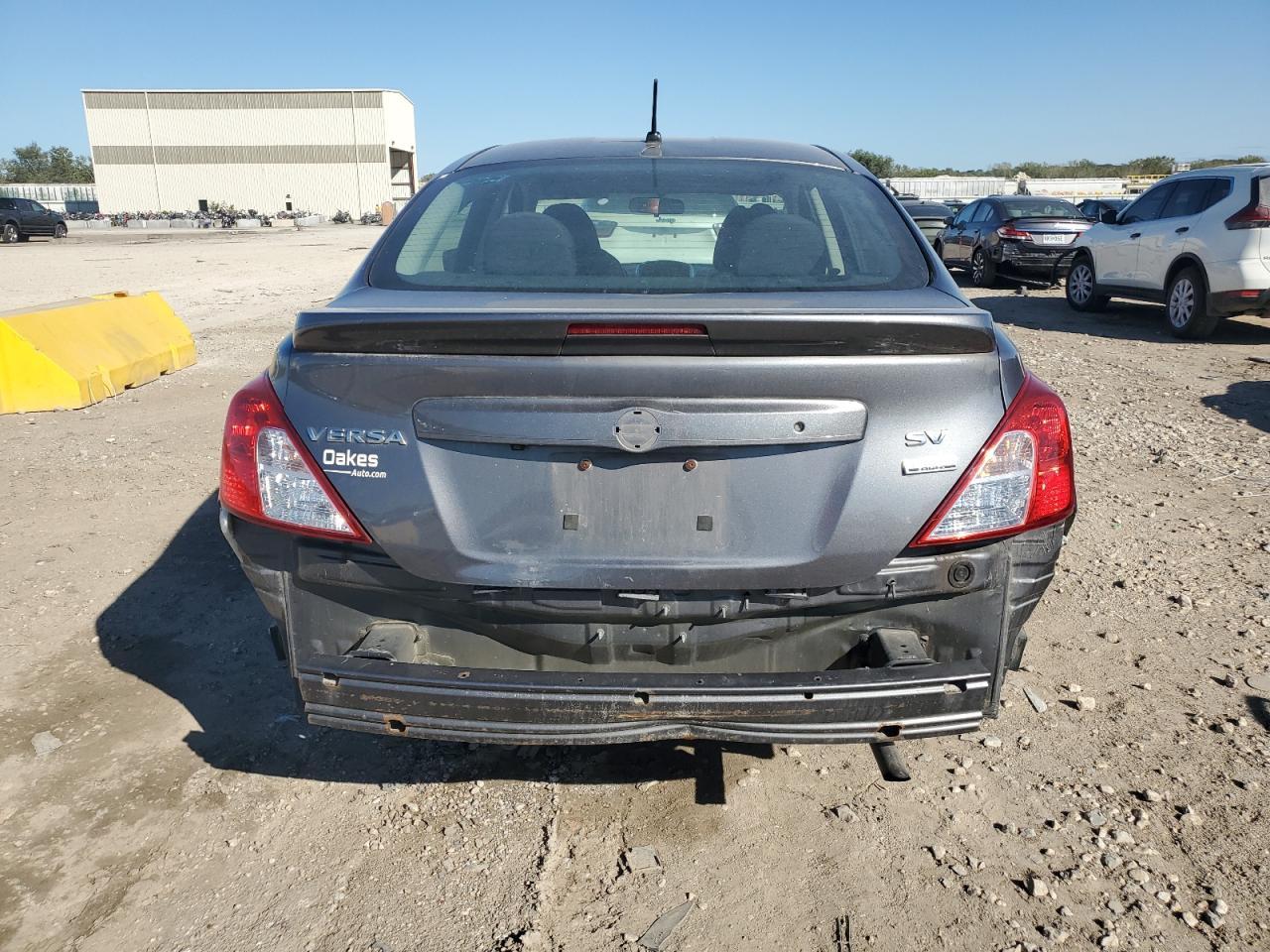 2018 NISSAN VERSA
