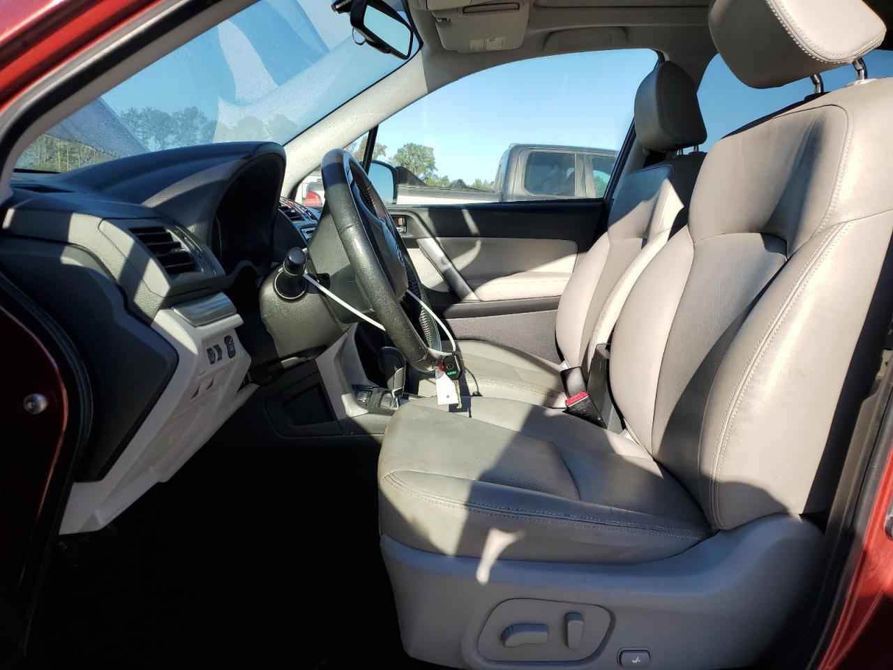 2015 SUBARU FORESTER