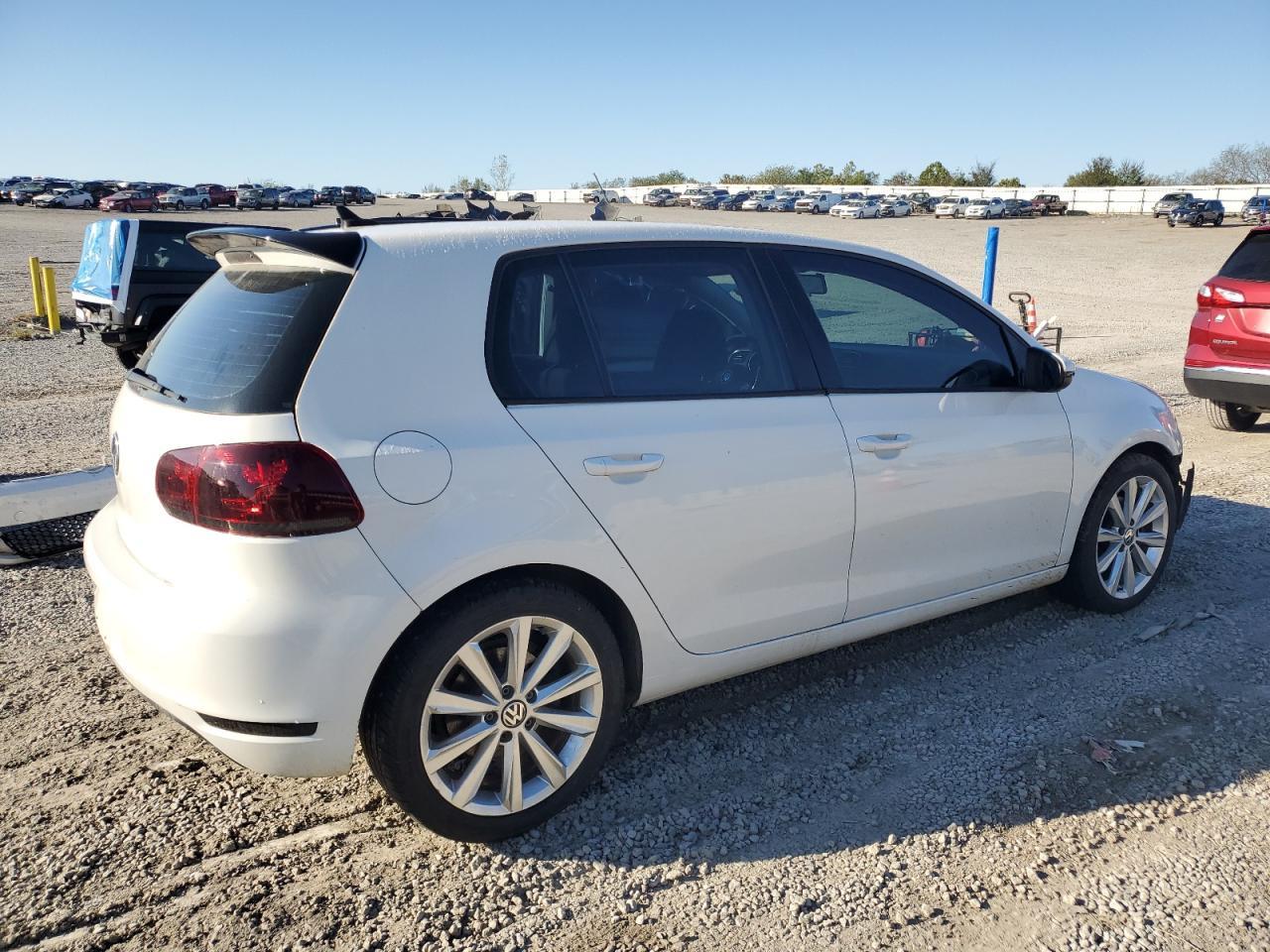 2013 VOLKSWAGEN GOLF