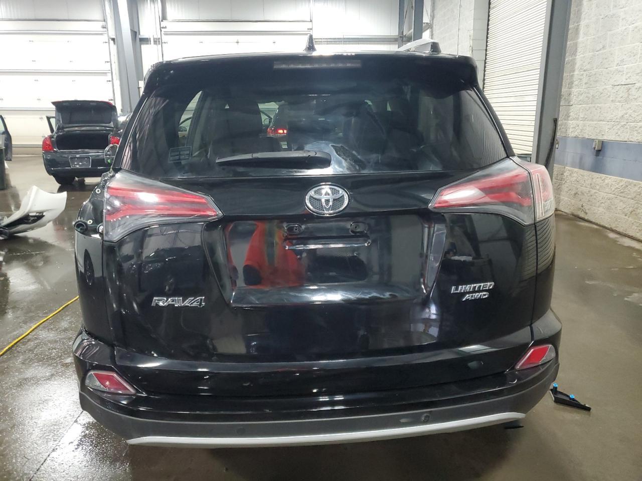 2016 TOYOTA RAV4