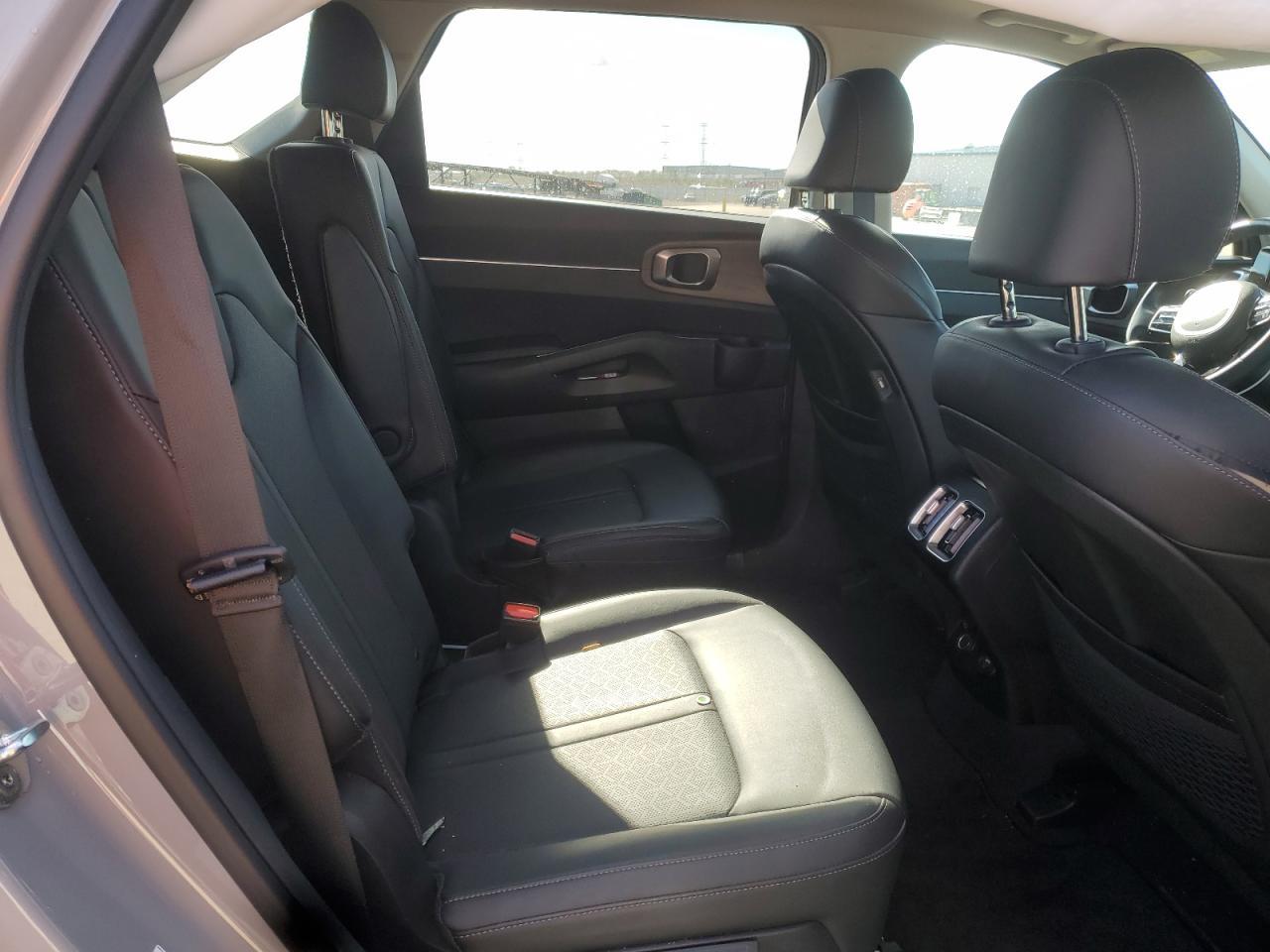 2022 KIA SORENTO