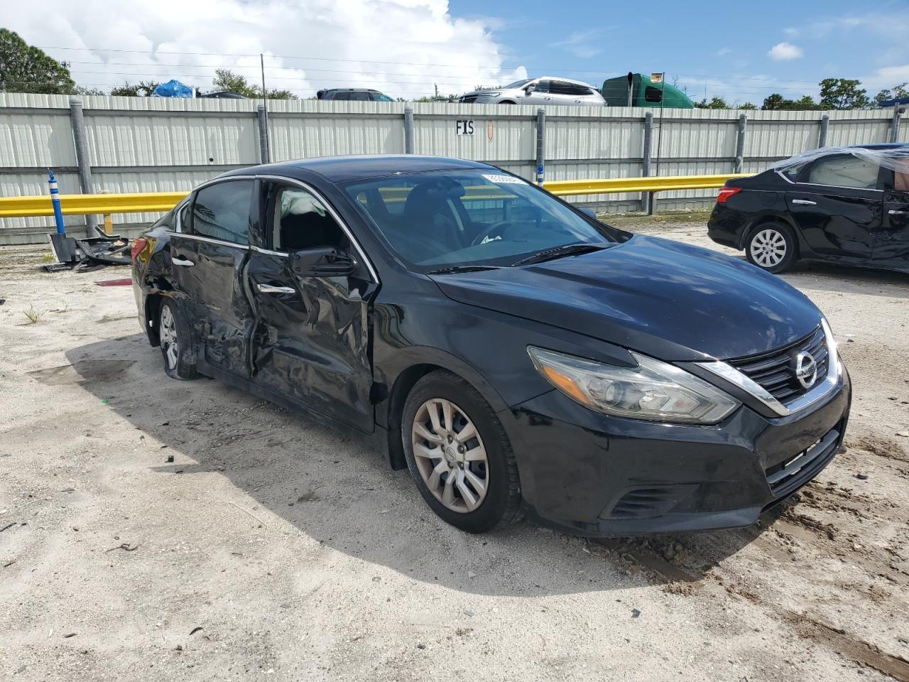 2017 NISSAN ALTIMA