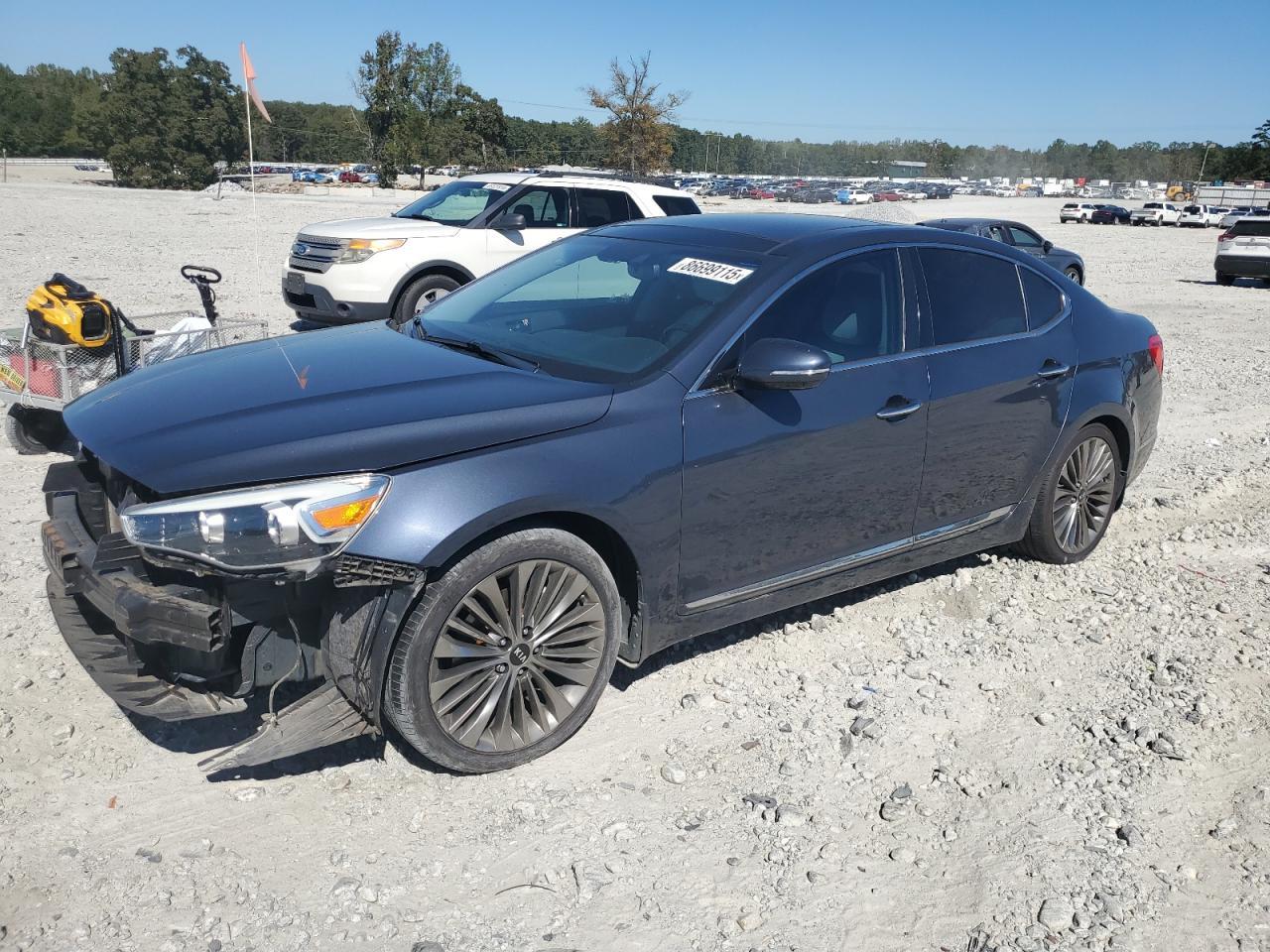 2014 KIA Cadenza